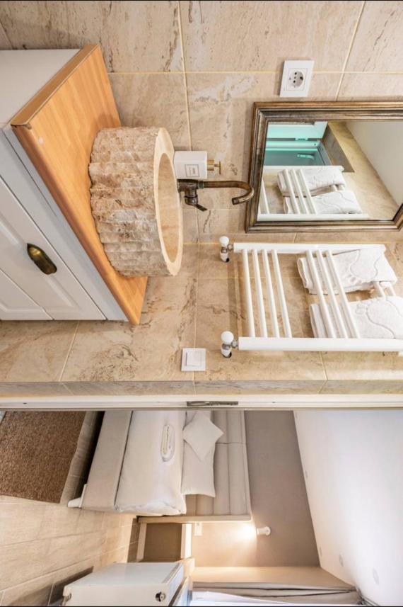 Apartment Evin *