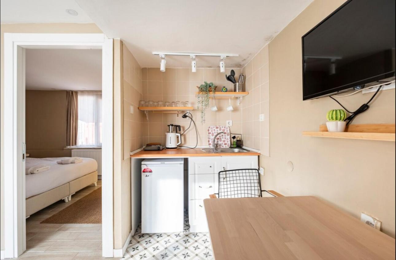 Evin Apartment *